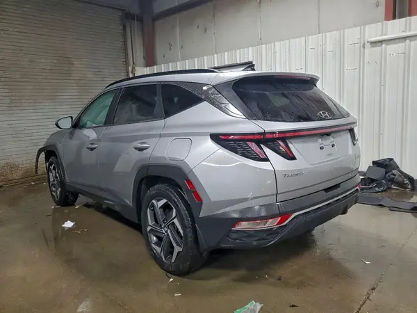 KM8JFCA18NU029026 2022 HYUNDAI TUCSON - Image 2