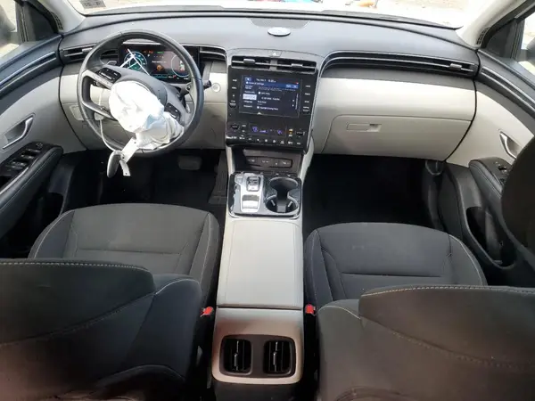 KM8JFCA18NU035571 2022 HYUNDAI TUCSON - Image 8