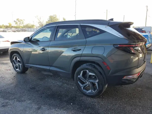 KM8JFCA18NU051592 2022 HYUNDAI TUCSON - Image 2