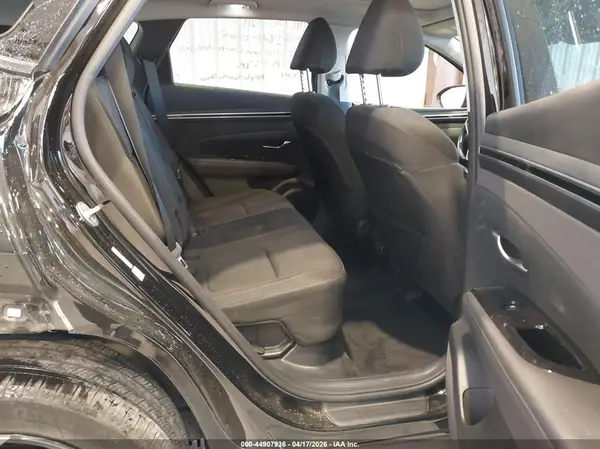 KM8JFCA18NU056503 2022 HYUNDAI TUCSON - Image 8