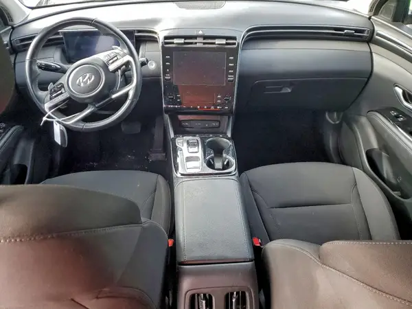 KM8JFCA18NU065699 2022 HYUNDAI TUCSON - Image 8