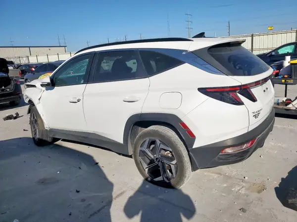 KM8JFCA18NU077058 2022 HYUNDAI TUCSON - Image 2