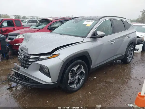 KM8JFCA18NU077285 2022 HYUNDAI TUCSON - Image 2