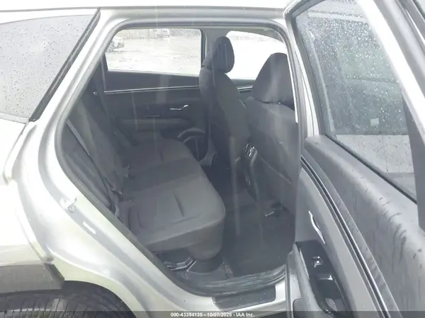 KM8JFCA18NU077285 2022 HYUNDAI TUCSON - Image 8