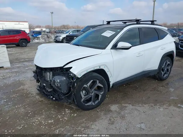 KM8JFCA18NU077481 2022 HYUNDAI TUCSON - Image 2