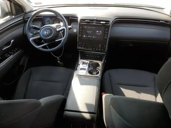 KM8JFCA19NU014700 2022 HYUNDAI TUCSON - Image 8