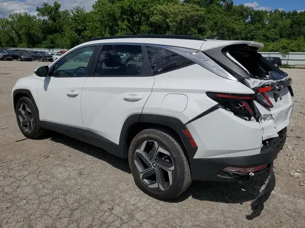 KM8JFCA19NU017452 2022 HYUNDAI TUCSON - Image 2
