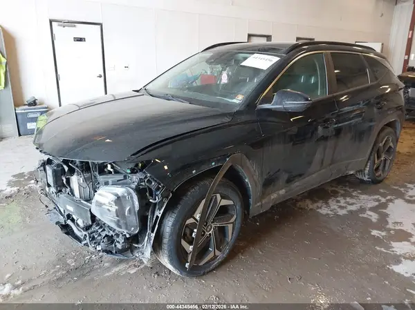 KM8JFCA19NU026362 2022 HYUNDAI TUCSON - Image 2