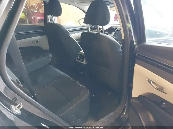 KM8JFCA19NU026362 2022 HYUNDAI TUCSON - Image 8