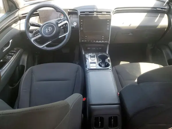 KM8JFCA19NU026393 2022 HYUNDAI TUCSON - Image 8