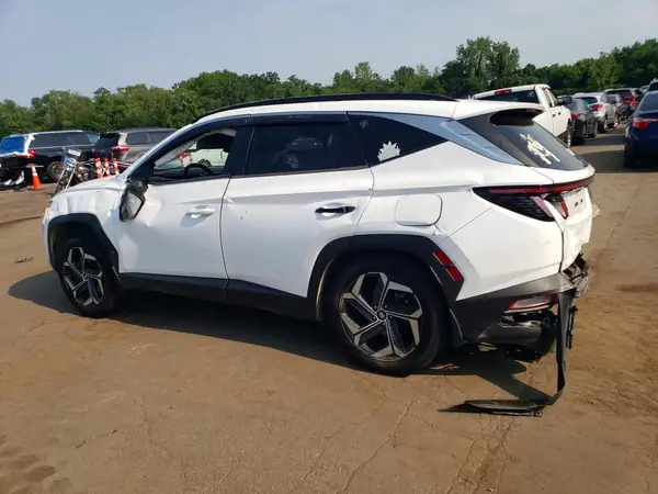 KM8JFCA19NU037734 2022 HYUNDAI TUCSON - Image 2