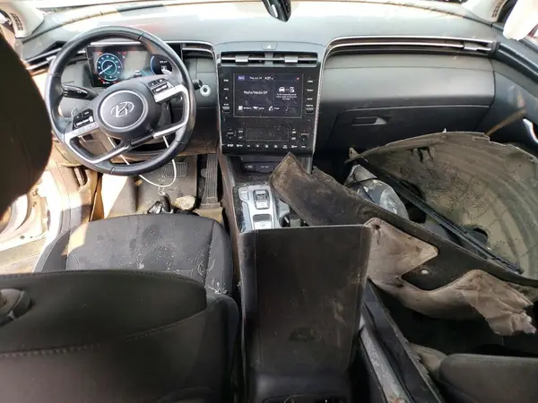 KM8JFCA19NU037734 2022 HYUNDAI TUCSON - Image 8
