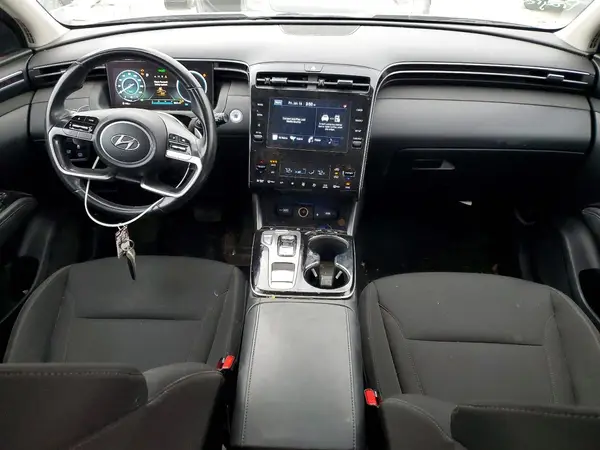 KM8JFCA19NU050600 2022 HYUNDAI TUCSON - Image 8