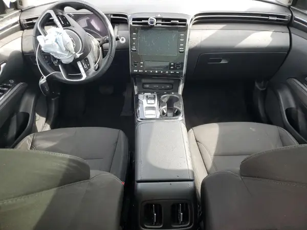 KM8JFCA19NU050872 2022 HYUNDAI TUCSON - Image 8
