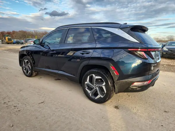 KM8JFCA19NU058986 2022 HYUNDAI TUCSON - Image 2