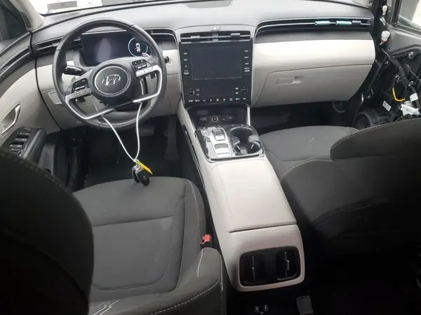 KM8JFCA19NU066750 2022 HYUNDAI TUCSON - Image 8