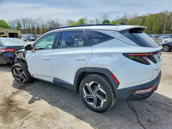 KM8JFCA1XNU017816 2022 HYUNDAI TUCSON - Image 2