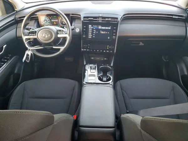 KM8JFCA1XNU035071 2022 HYUNDAI TUCSON - Image 8