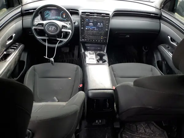 KM8JFCA1XNU039671 2022 HYUNDAI TUCSON - Image 8