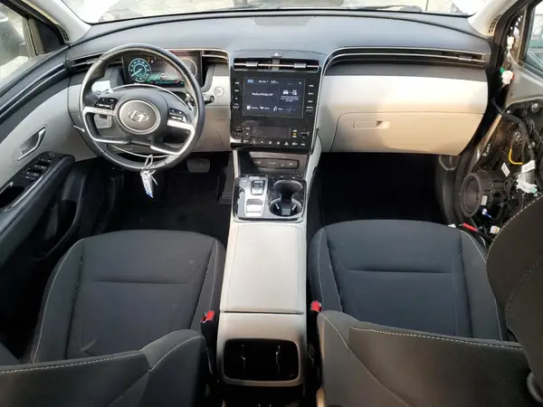KM8JFCA1XNU046443 2022 HYUNDAI TUCSON - Image 8