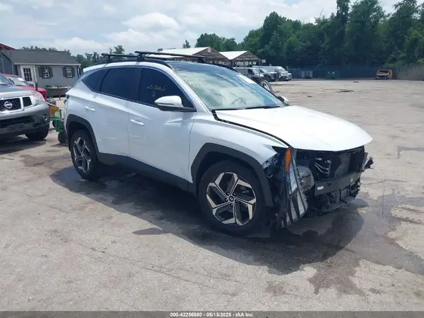 KM8JFCA1XNU057877 2022 HYUNDAI TUCSON - Image 1