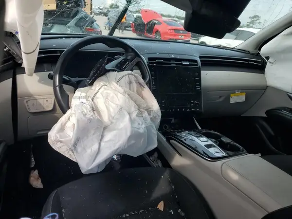 KM8JFCA1XNU067227 2022 HYUNDAI TUCSON - Image 8