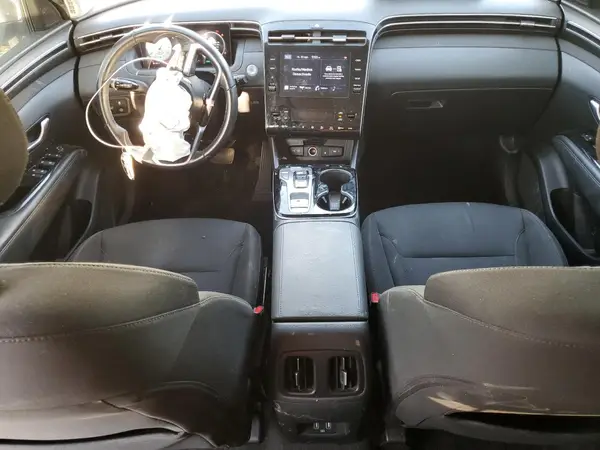 KM8JFCA1XNU072881 2022 HYUNDAI TUCSON - Image 8