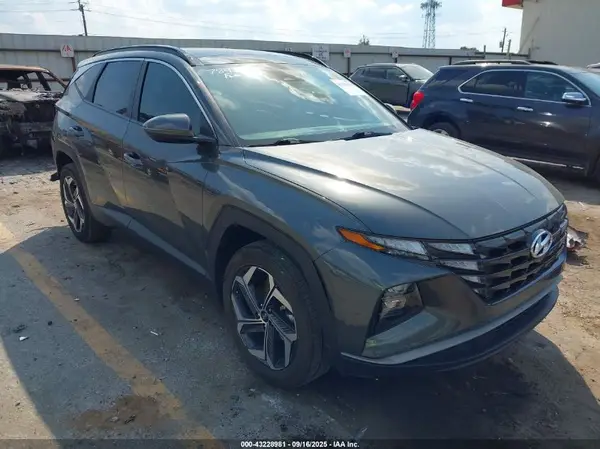 KM8JFCA1XPU098268 2023 HYUNDAI TUCSON - Image 1