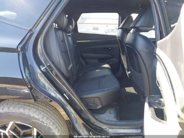 KM8JFCAE0NU103929 2022 HYUNDAI TUCSON - Image 8