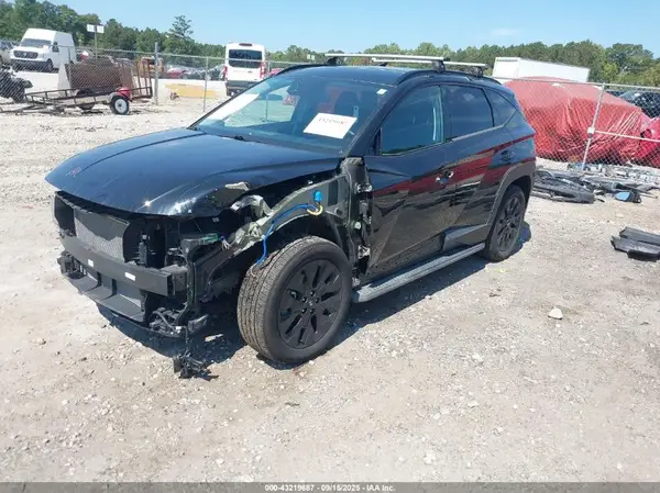 KM8JFCAE0NU104420 2022 HYUNDAI TUCSON - Image 2