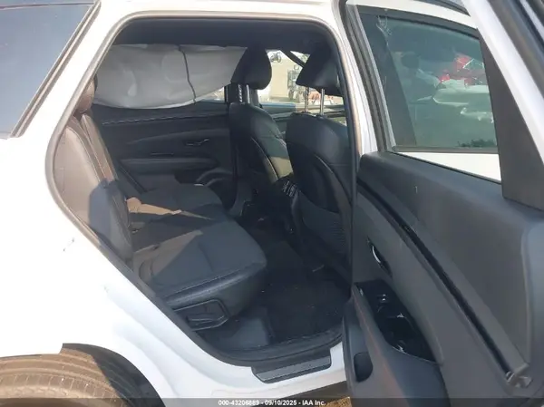KM8JFCAE0PU264526 2023 HYUNDAI TUCSON - Image 8