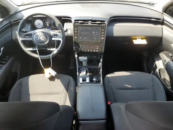 KM8JFCAE1NU134817 2022 HYUNDAI TUCSON - Image 8