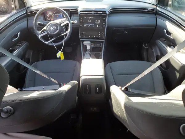 KM8JFCAE1NU138429 2022 HYUNDAI TUCSON - Image 8