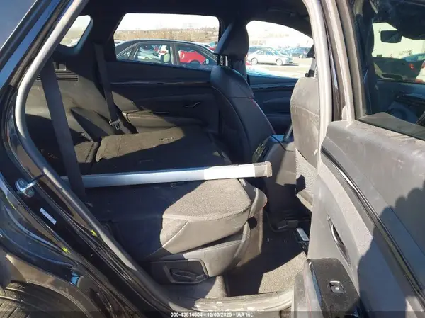 KM8JFCAE2NU152923 2022 HYUNDAI TUCSON - Image 8