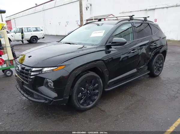 KM8JFCAE8NU104374 2022 HYUNDAI TUCSON - Image 2