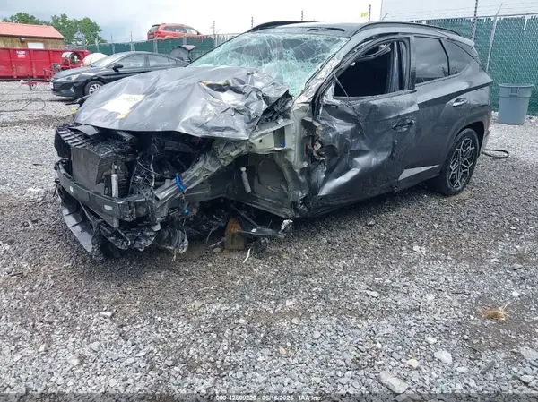 KM8JFCAE8PU185752 2023 HYUNDAI TUCSON - Image 2