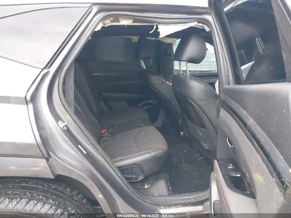 KM8JFCAE8PU185752 2023 HYUNDAI TUCSON - Image 8