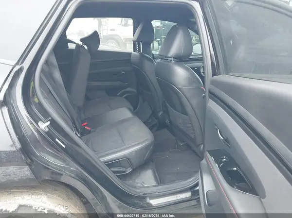 KM8JFCAE9NU141580 2022 HYUNDAI TUCSON - Image 8