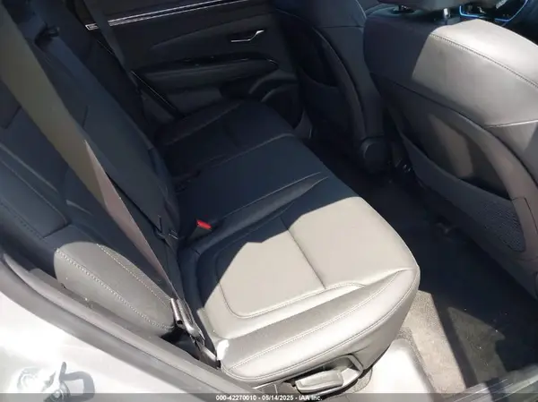 KM8JFCAEXPU261133 2023 HYUNDAI TUCSON - Image 8