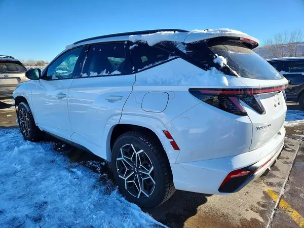 KM8JFCD10RU180637 2024 HYUNDAI TUCSON - Image 2
