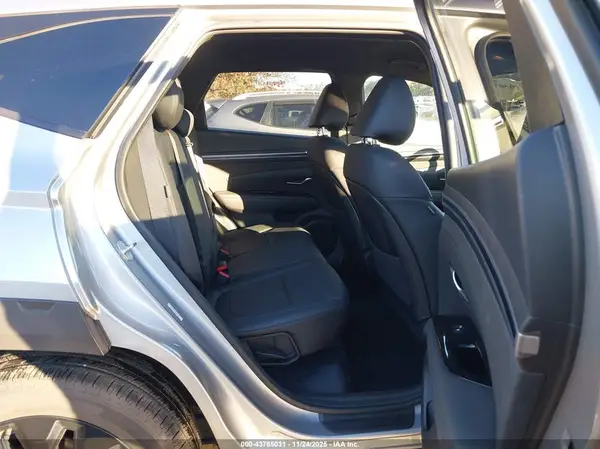 KM8JFCDEXRU277704 2024 HYUNDAI TUCSON - Image 8