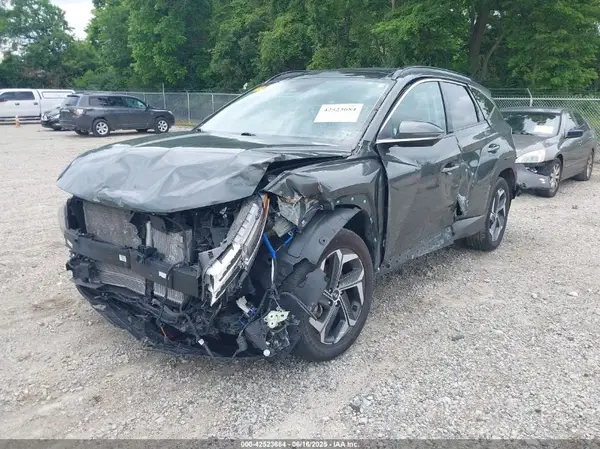 KM8JFDA25NU036630 2022 HYUNDAI TUCSON - Image 2