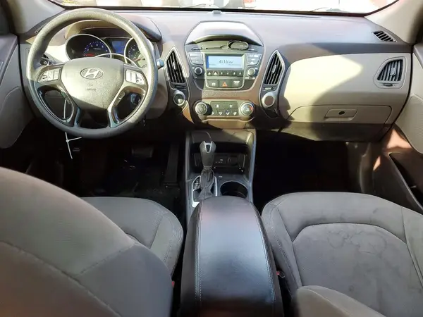 KM8JT3AF5FU099251 2016 HYUNDAI TUCSON - Image 8