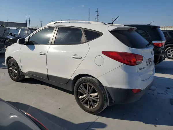 KM8JU3AG8FU973999 2016 HYUNDAI TUCSON - Image 2