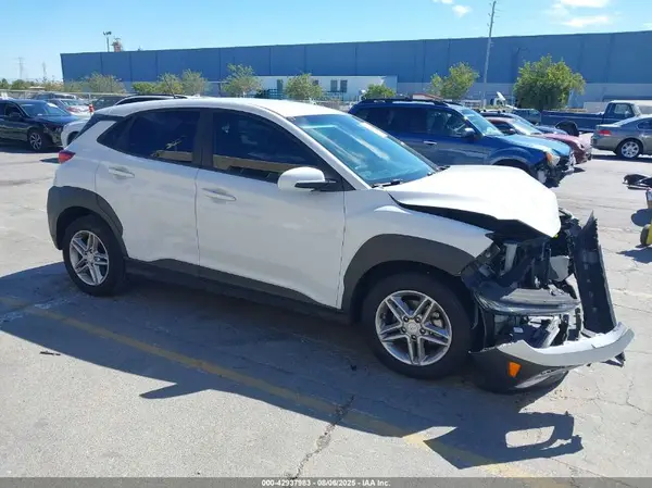 KM8K12AA0KU313811 2019 HYUNDAI KONA - Image 1
