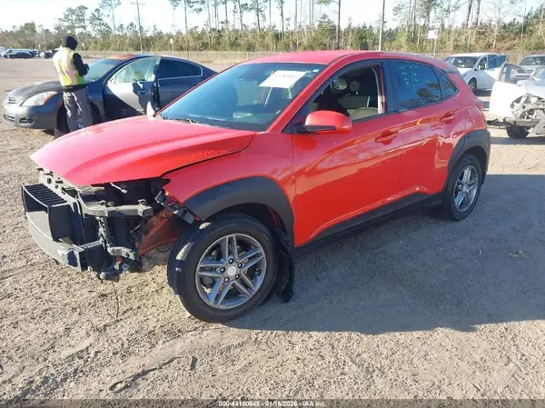 KM8K12AA0LU562384 2020 HYUNDAI KONA - Image 2