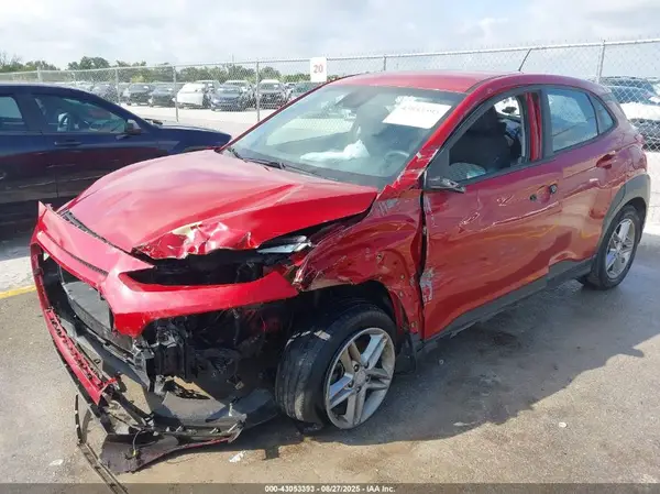 KM8K12AA0MU639353 2021 HYUNDAI KONA - Image 2