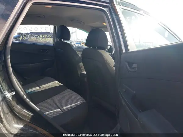 KM8K12AA0MU656024 2021 HYUNDAI KONA - Image 8