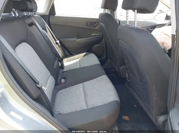 KM8K12AA0MU658596 2021 HYUNDAI KONA - Image 8