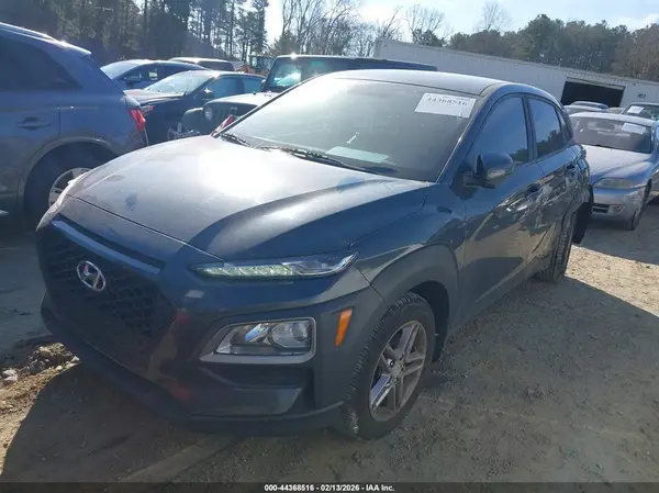KM8K12AA1JU172567 2018 HYUNDAI KONA - Image 2